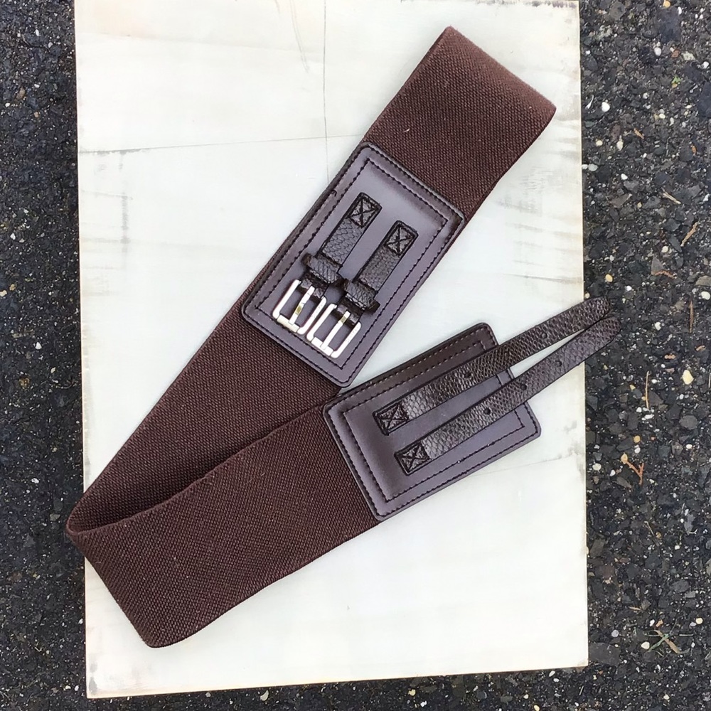 Brown stretchy elastic double clasp belt OS